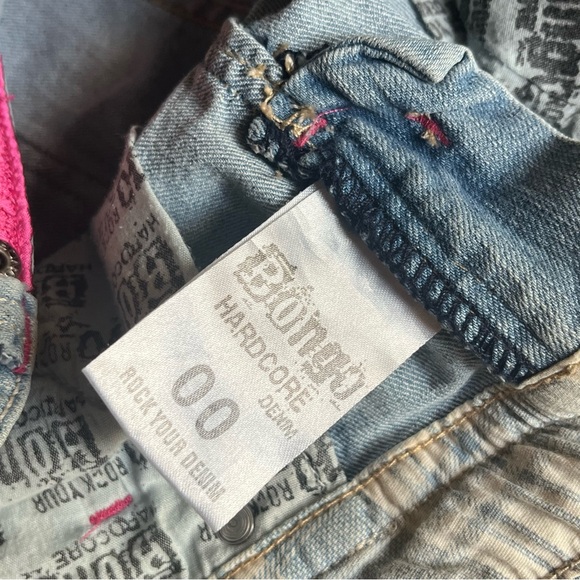 Y2K Bongo Shorts - Picture 4 of 4